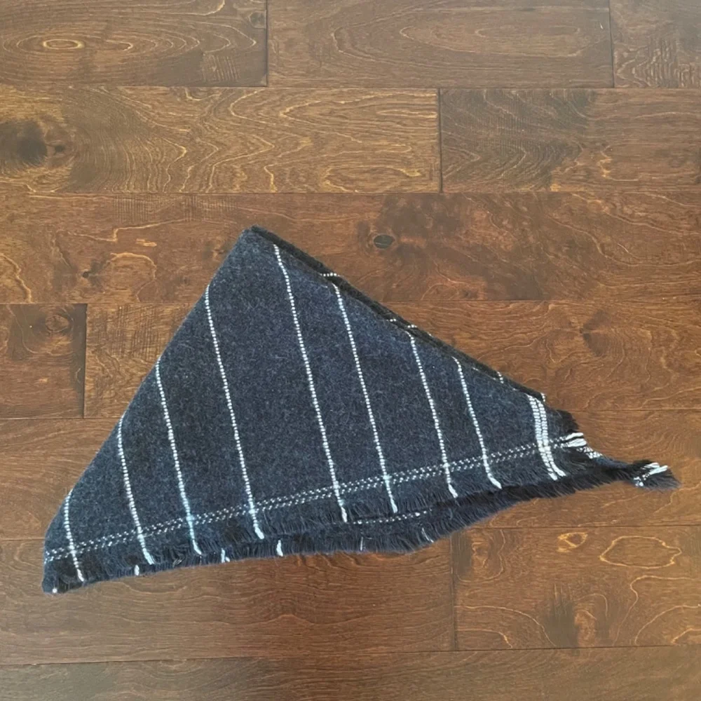 Dark grey gray charcoal with stripes scarf